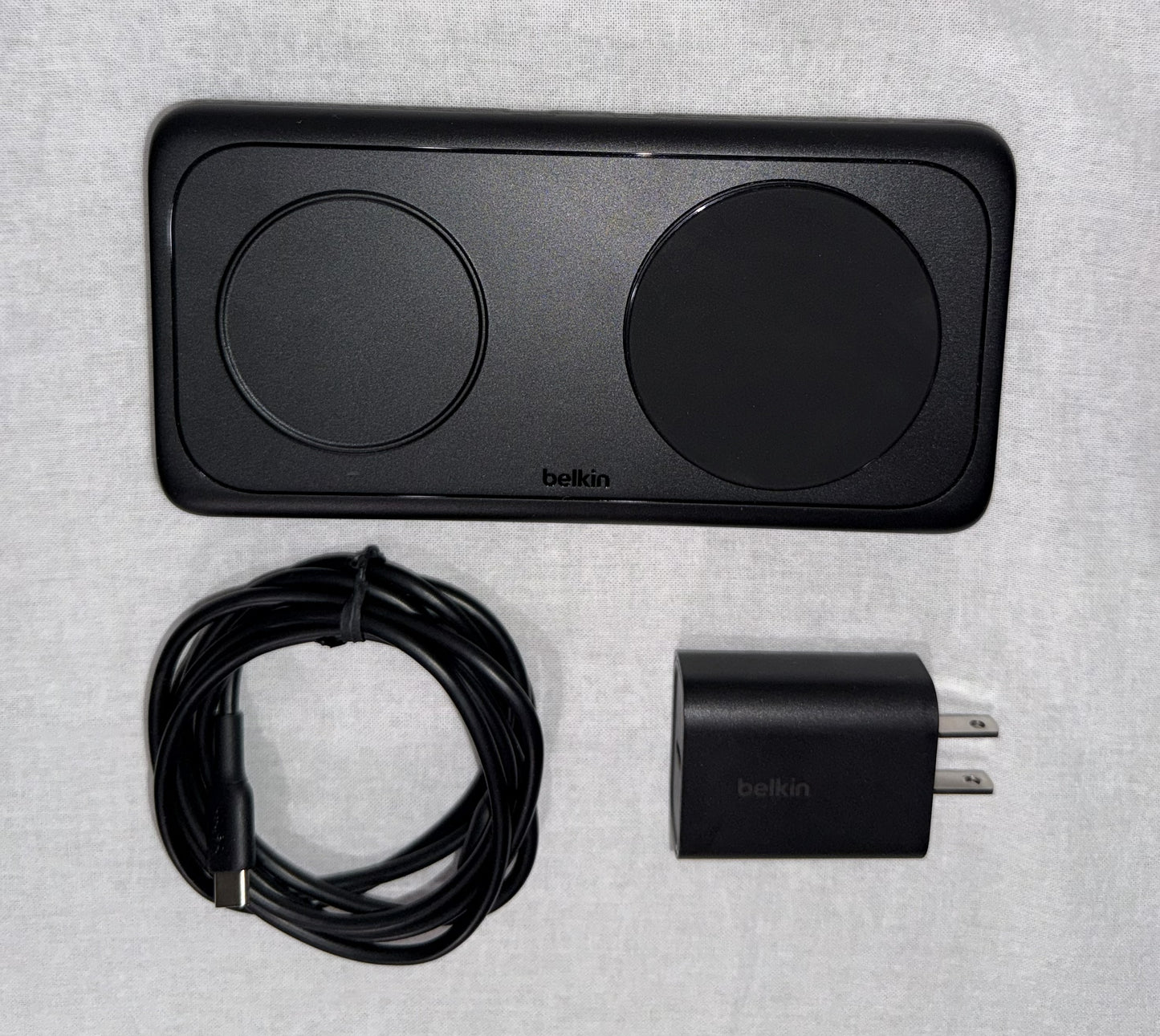 Belkin BoostCharge 2-in-1 Magnetic Charging Pad with Qi2