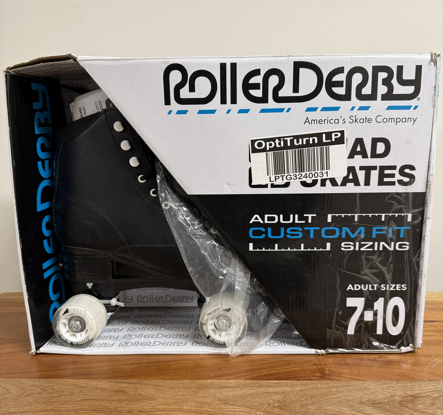 Roller Derby Youth Adult Custom Fit Quad Roller Skates - Black 7-10: Adjustable Size, Padded Boot Shaft