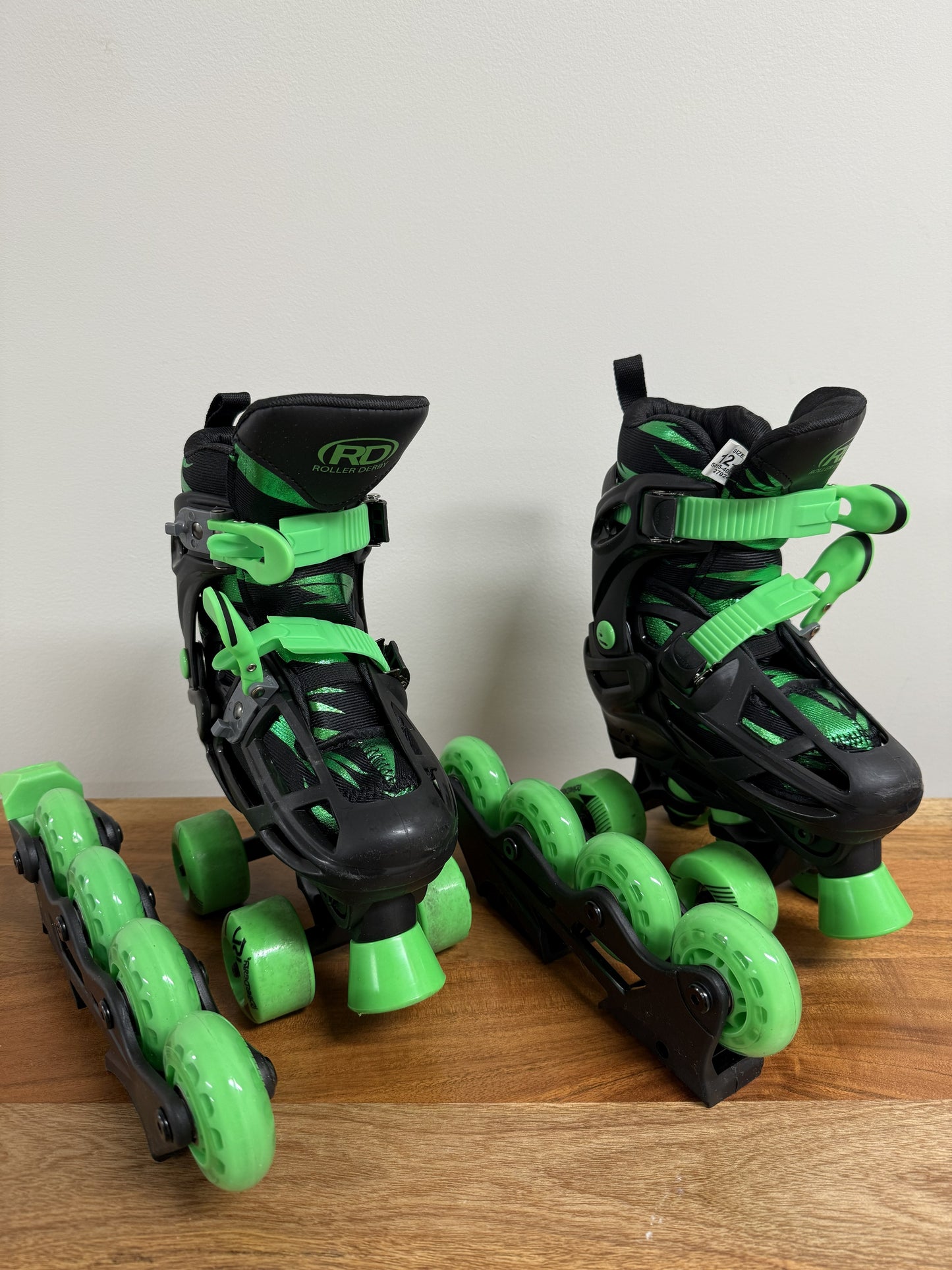 Roller Derby Green Wire Kids' Adjustable Inline-Quad Combo Skates - Black/Green S (12-2): Indoor/Outdoor Use, Adjustable Size, Padded Collar